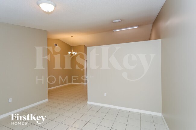 Photo - 1934 SW 123rd Ave