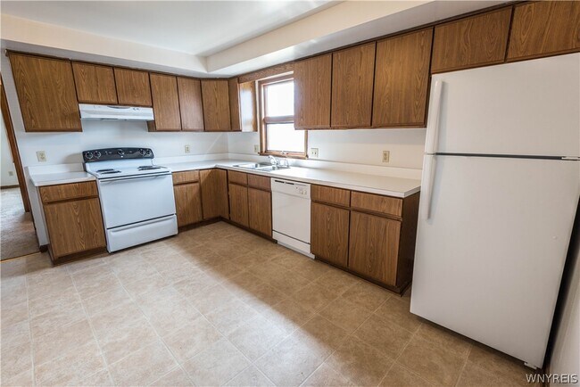 Photo - 325 Kaymar Dr