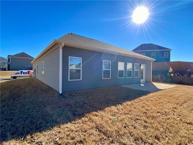 Photo - 186 Malbone St SW