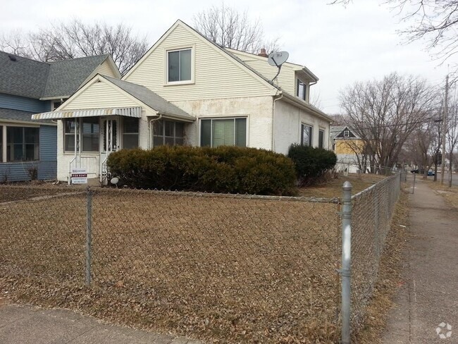 Building Photo - 981 Iglehart Ave Rental