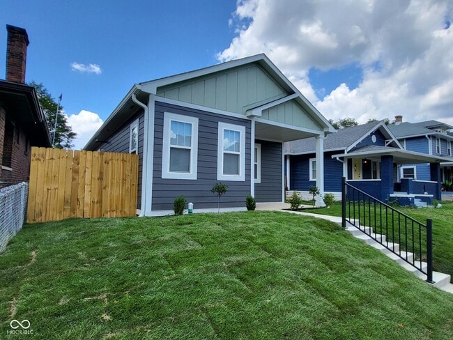 Photo - 822 N Gray St