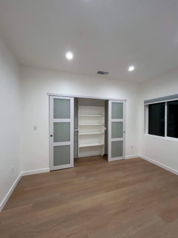 Photo - 1290 Sawyer Ave Unit 4