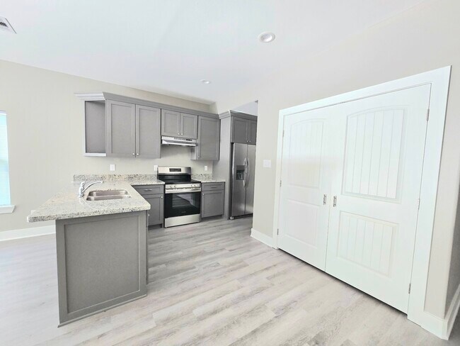 Photo - 3516 B Hunnicutt St