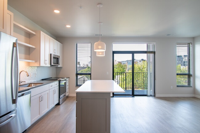 Photo - Avenir Apartments