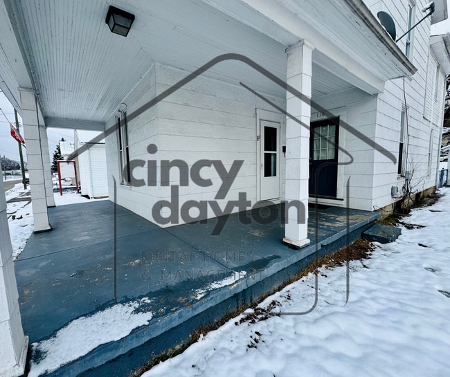 Photo - 110 N River St