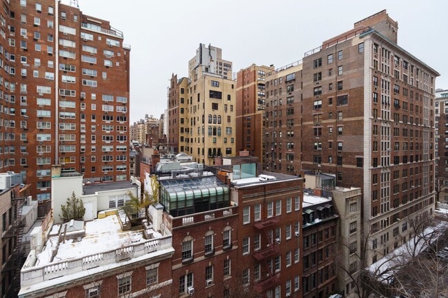 Building Photo - The Ziggurat — Art Deco Luxury by Central ... Unit 9A