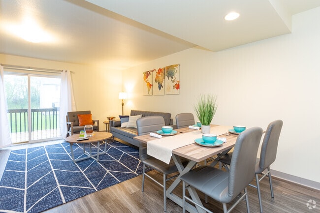 Oakwood Townhomes
