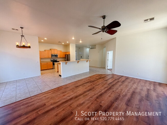 Photo - 279 W Desert Ave