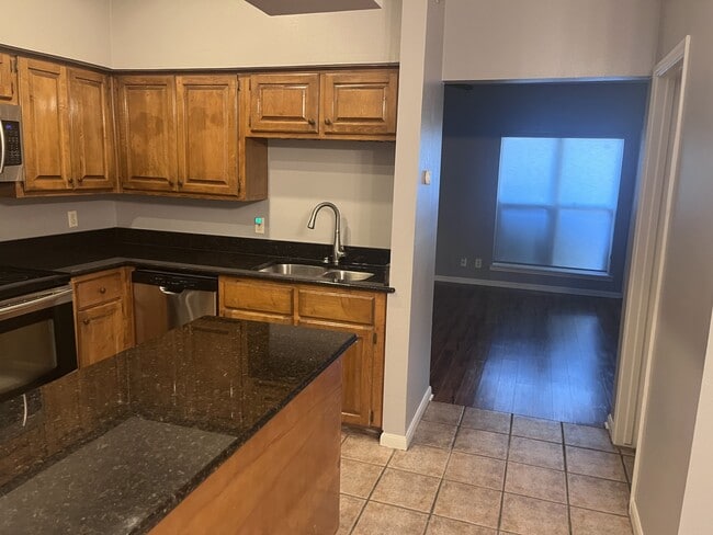 Photo - 1307 Kinney Ave