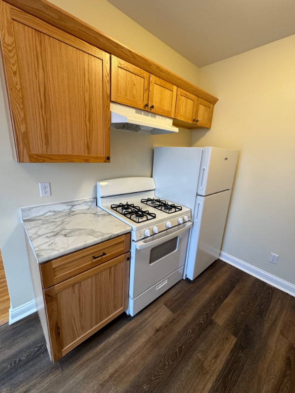 Photo - 145 S Chatsworth St Unit 308