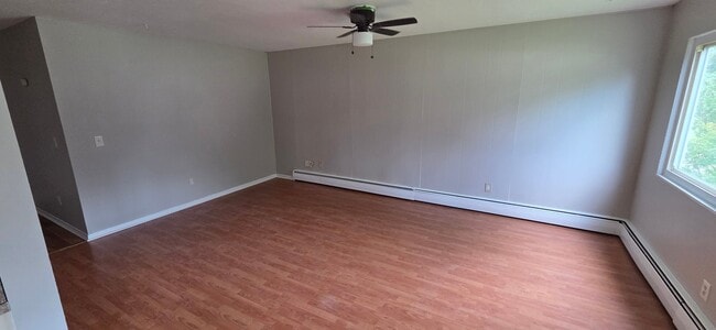 Photo - 8096 Bellflower Rd