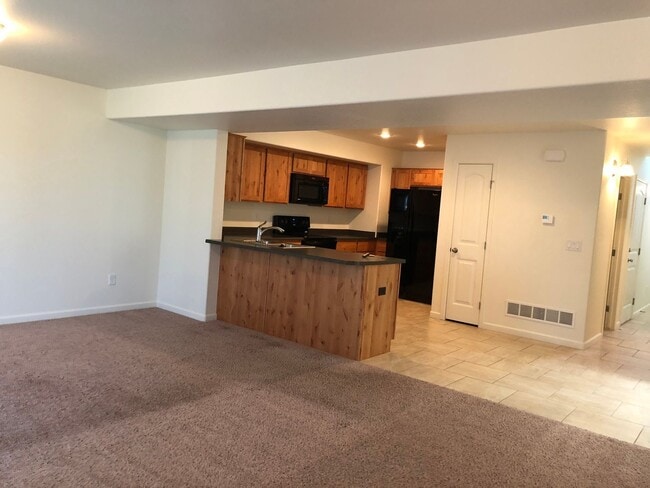 Photo - Fantastic Townhome in Wellington