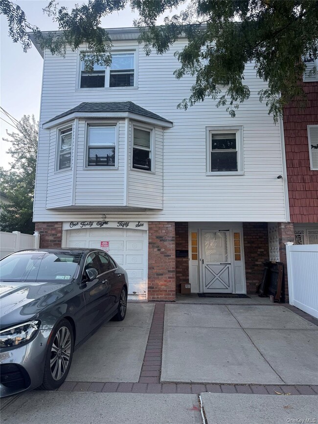 Building Photo - 148-56 262nd Pl