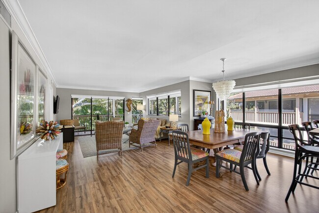 Photo - 605 Brackenwood Cove