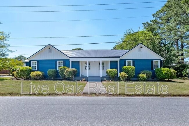 Photo - 7147 Midfield St Unit B