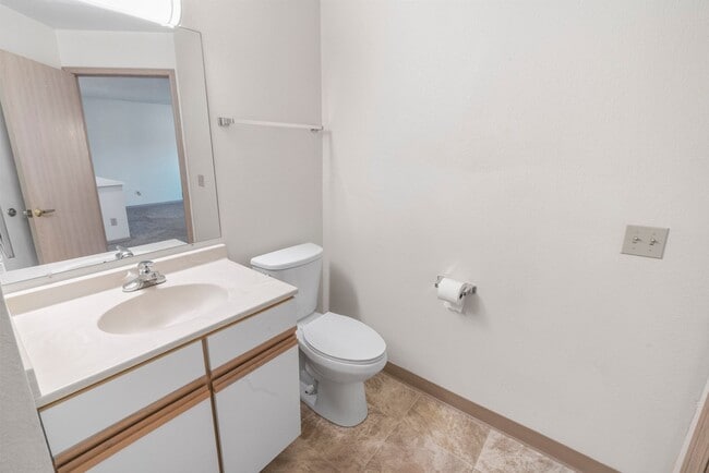 Photo - Stratford Place Apartments - Senior Living