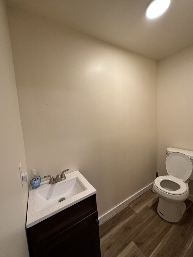 Photo - 49 13th St Unit 1