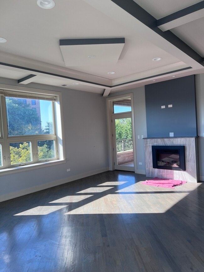 Photo - 1208 E 64th St