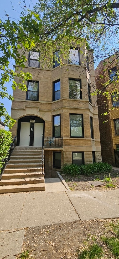 Photo - 2952 W Nelson St Apartment Unit G