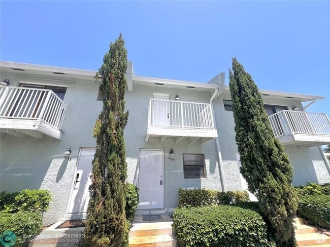 Building Photo - 4157 NE 21st Terrace Rental