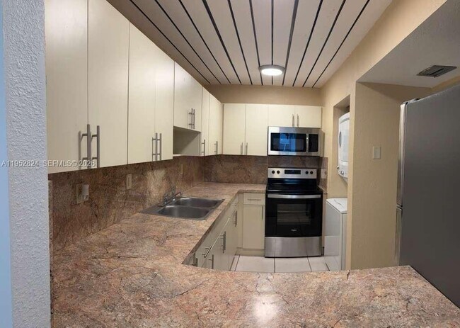 Photo - 10090 NW 80th Ct Unit 1155