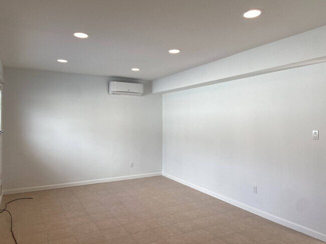 Photo - 116 Fieldstone Rd