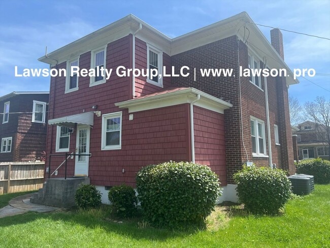 Photo - 1733 Maiden Ln SW Unit 1733 Lower