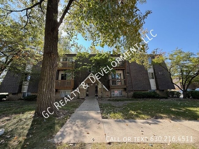 Building Photo - 216 Madison St Unit 2A