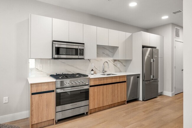 Photo - 290 Corey Rd Unit 106