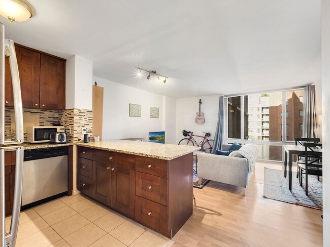 Photo - 950 25th St NW Unidad 4OX