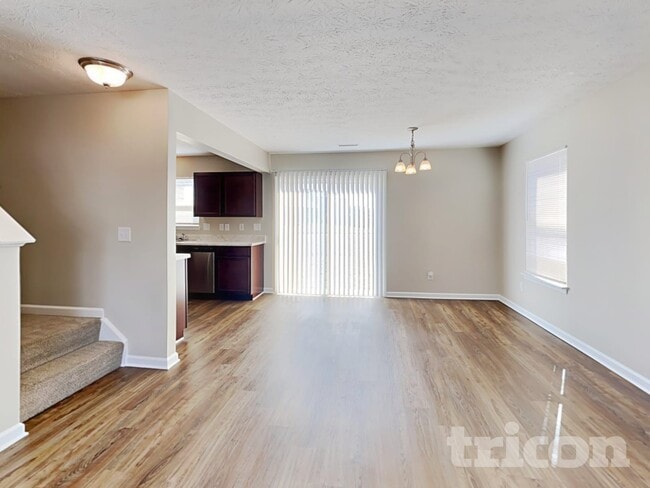 Photo - 2419 Pinebark Dr