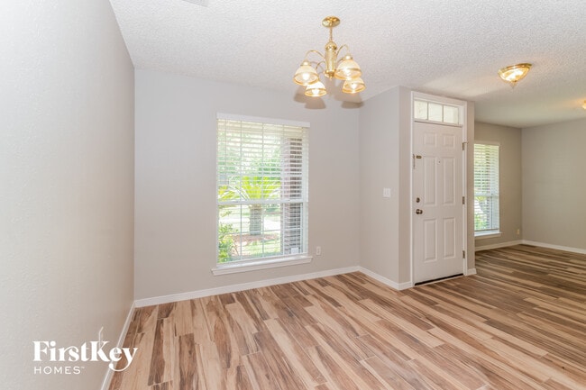 Photo - 9759 Redbird Creek Dr S