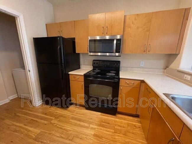 Photo - 8290 Gate Pkwy W Unit #169