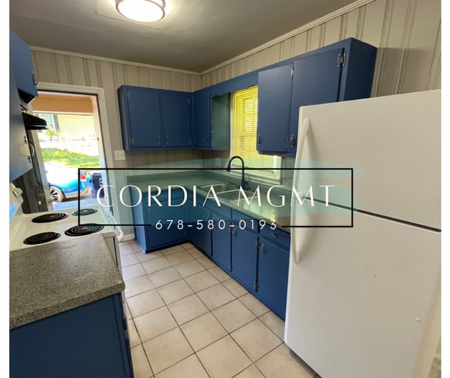 Photo - Beautiful Brick Home with Space! - Mableto...