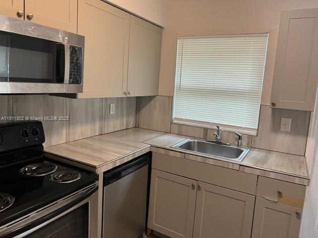 Photo - 1345 NW 8th Ave Unidad B