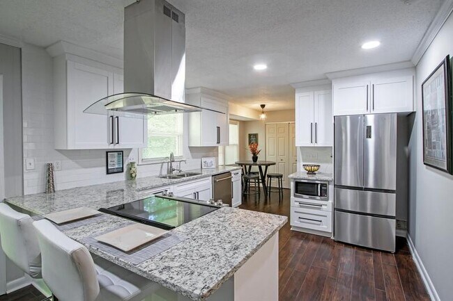 Photo - 4119 Newcomb Rd