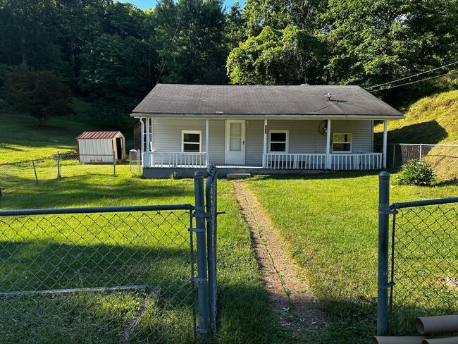 Building Photo - 983 Laura Mae Dr