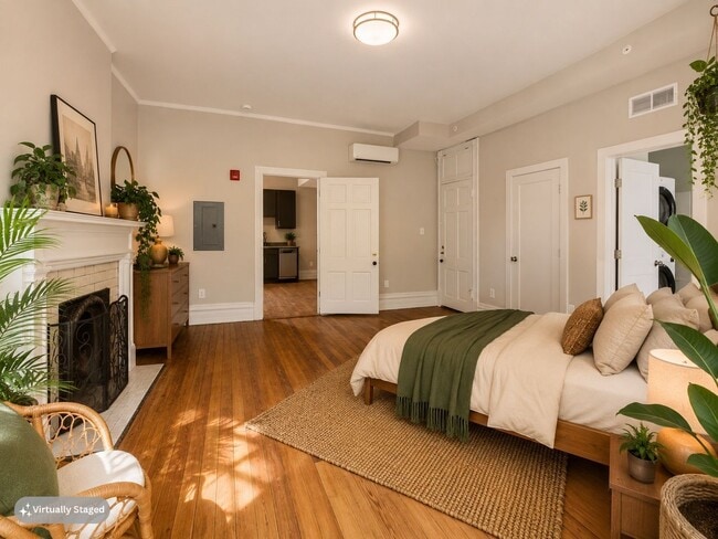 Photo - 7 E Franklin St Unit 7