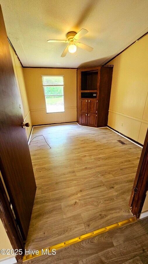 Photo - 110 Bratton Dr