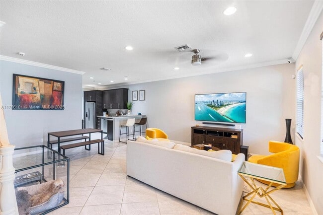 Photo - 3944 Poinciana Ln