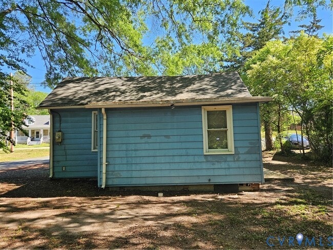 Photo - 1601 Byron St