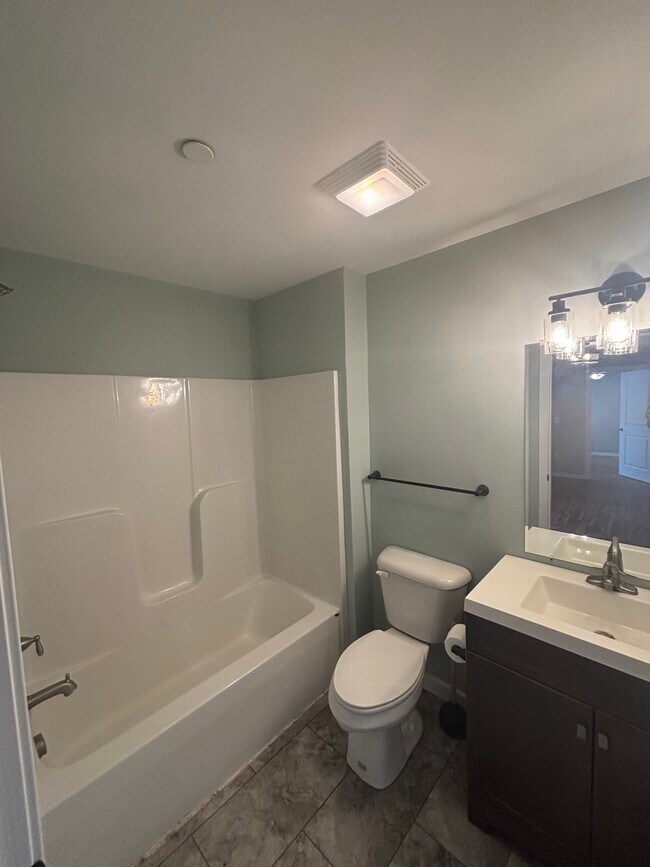 Photo - 11763 Somerset Ave Unidad B