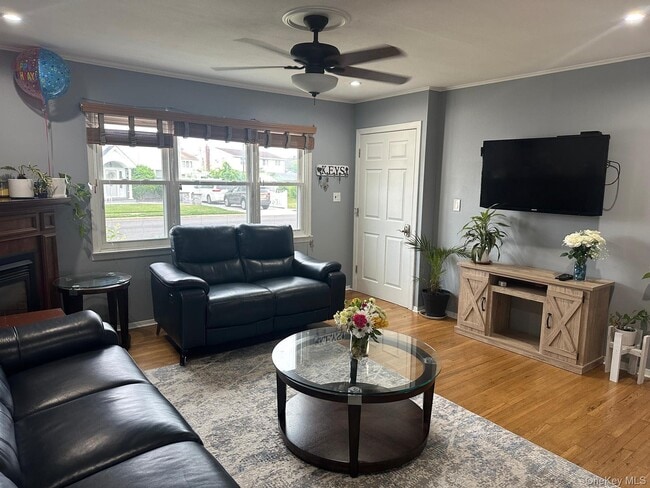 32 Terrace Pl