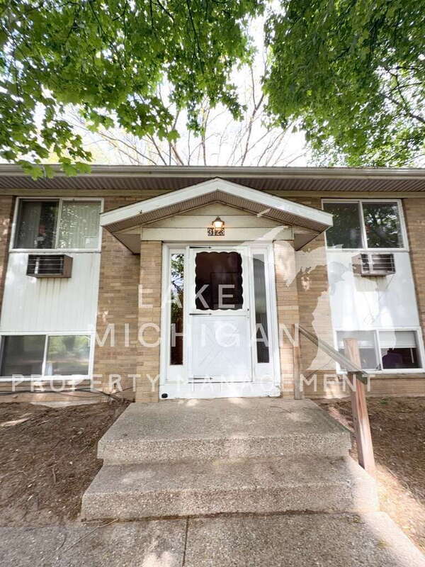 Building Photo - 3123 Copley St SW Unit #C