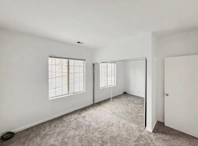 Photo - 1424 Market St