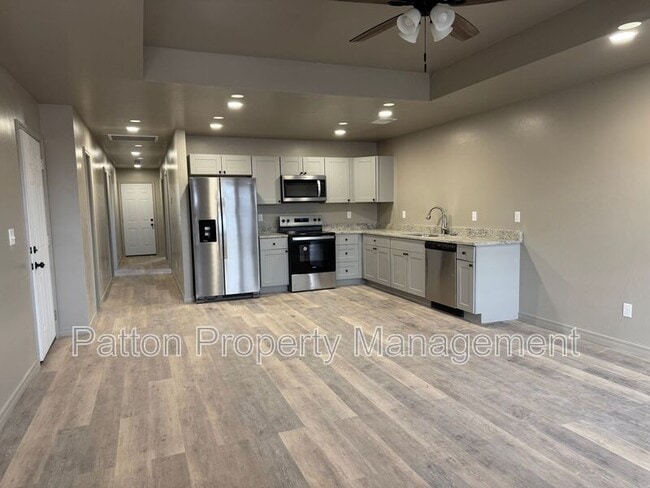 Photo - 1118 Caprock St Unit B