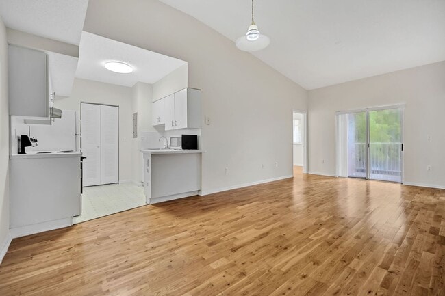 Photo - Your Dream Davie Home Awaits – 2 Bed/2 Bath! Unit 207