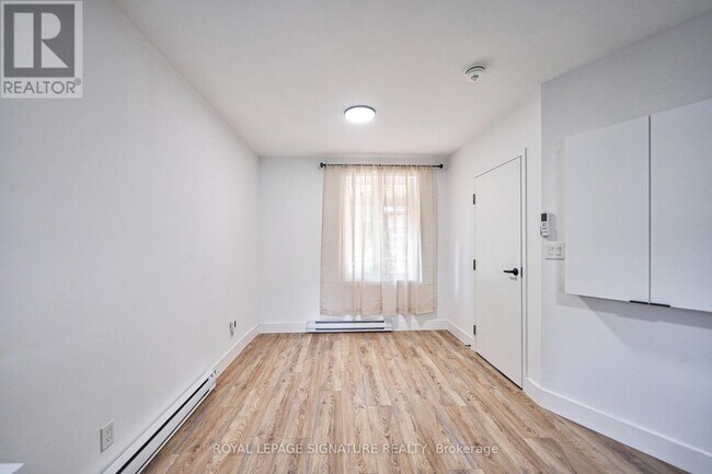 Photo - 541 St Clarens Ave