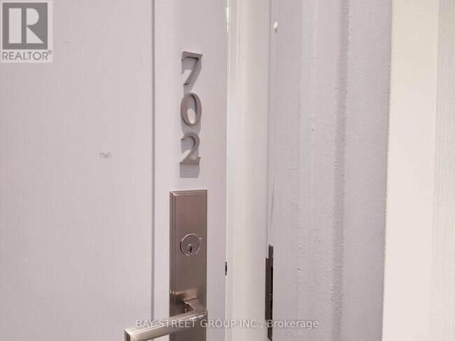 Photo - 3 Gloucester St Unit 702
