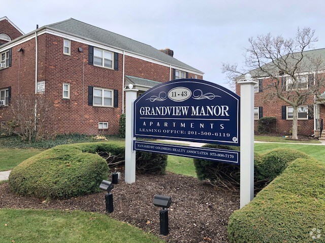 Building Photo - Grandview Manor Apartments